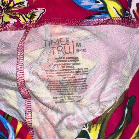 Time and Tru Capri - Picture 10 of 10